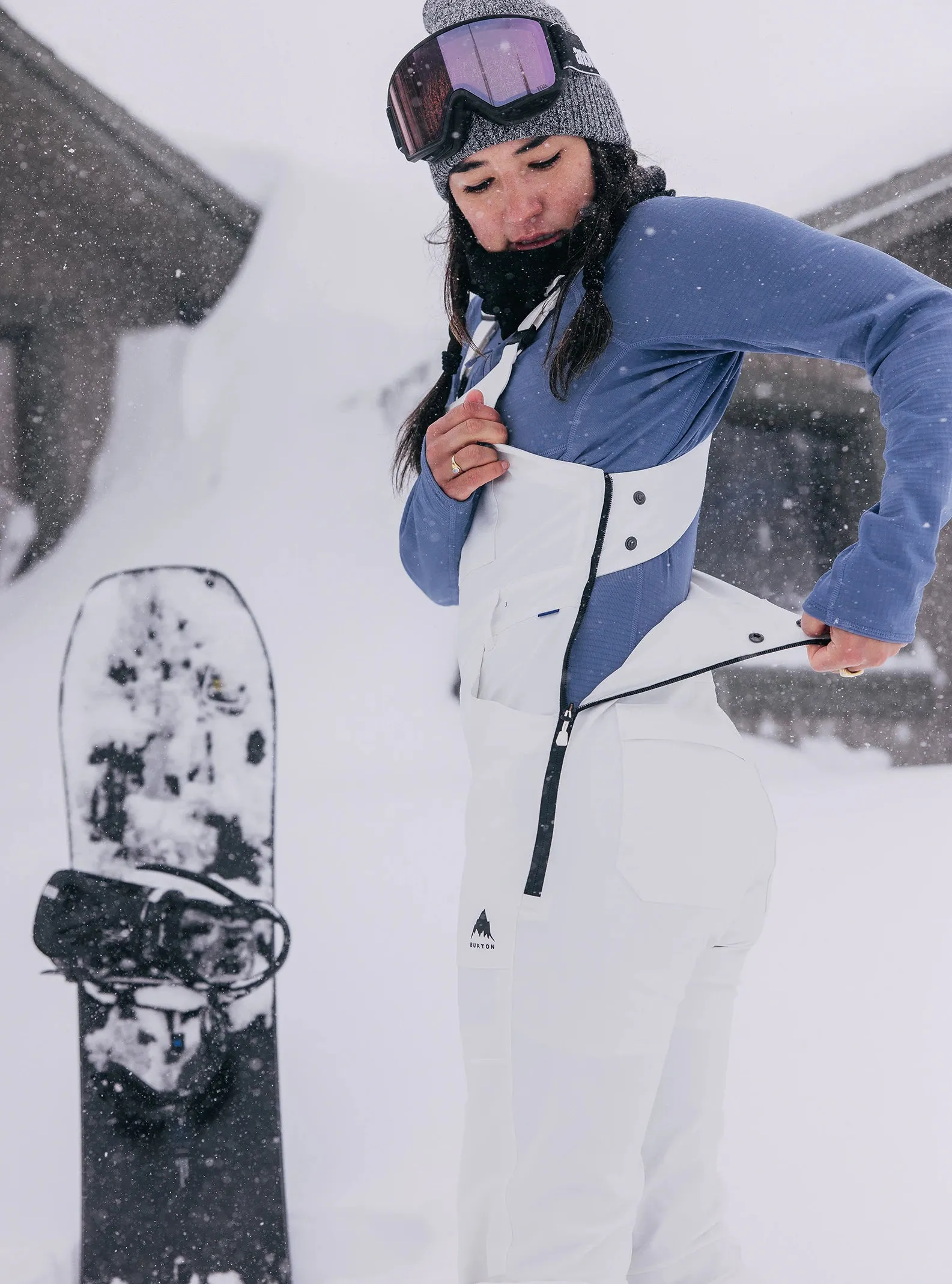Burton Avalon Bib Pants Womens 2025 Stout White