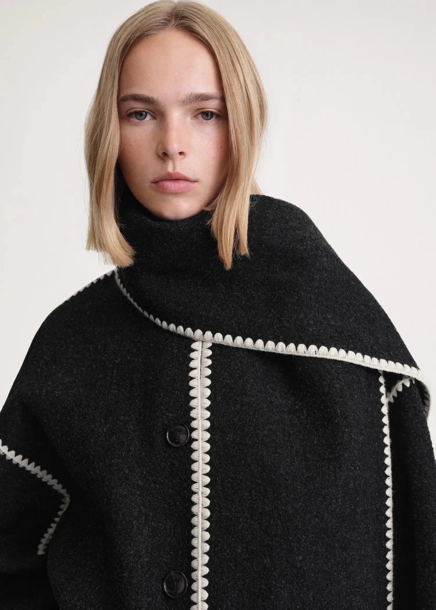 Elena – Luxurious Coat for Women