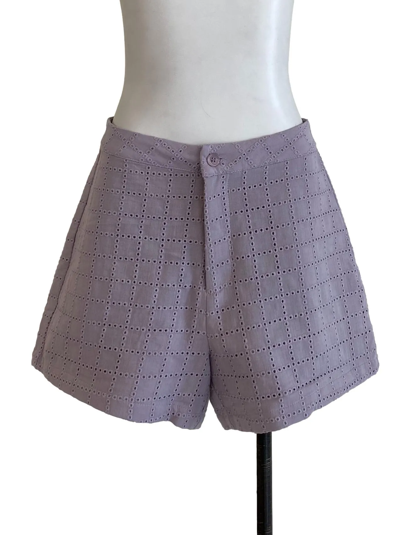 Lilac Eyelet Laced Short Pants