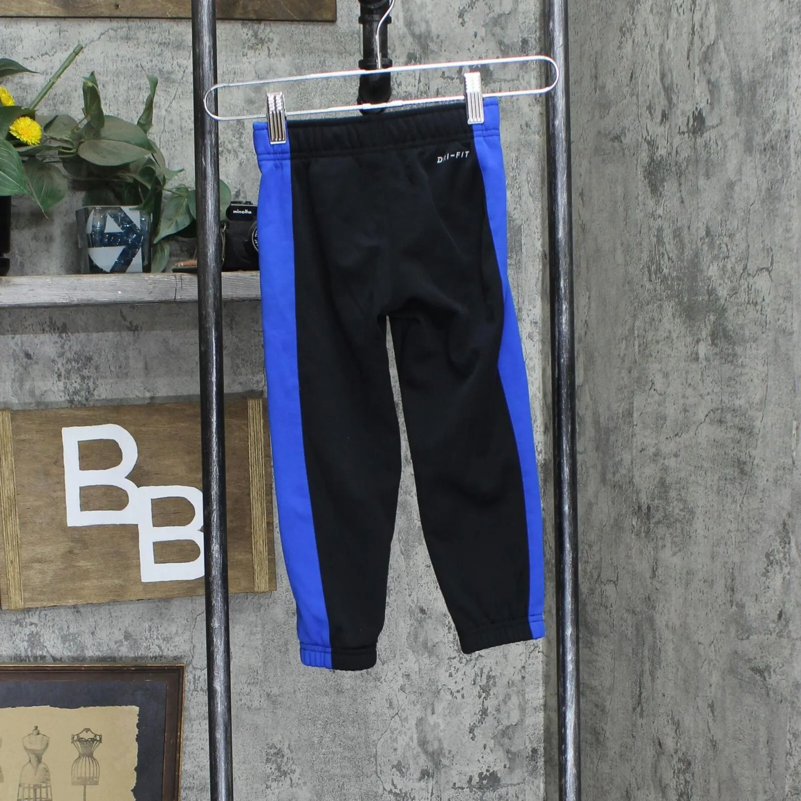 Nike Boys Dri-Fit Fleece Lined Active Pants 166ed929ae649f Black / Blue XS (4)