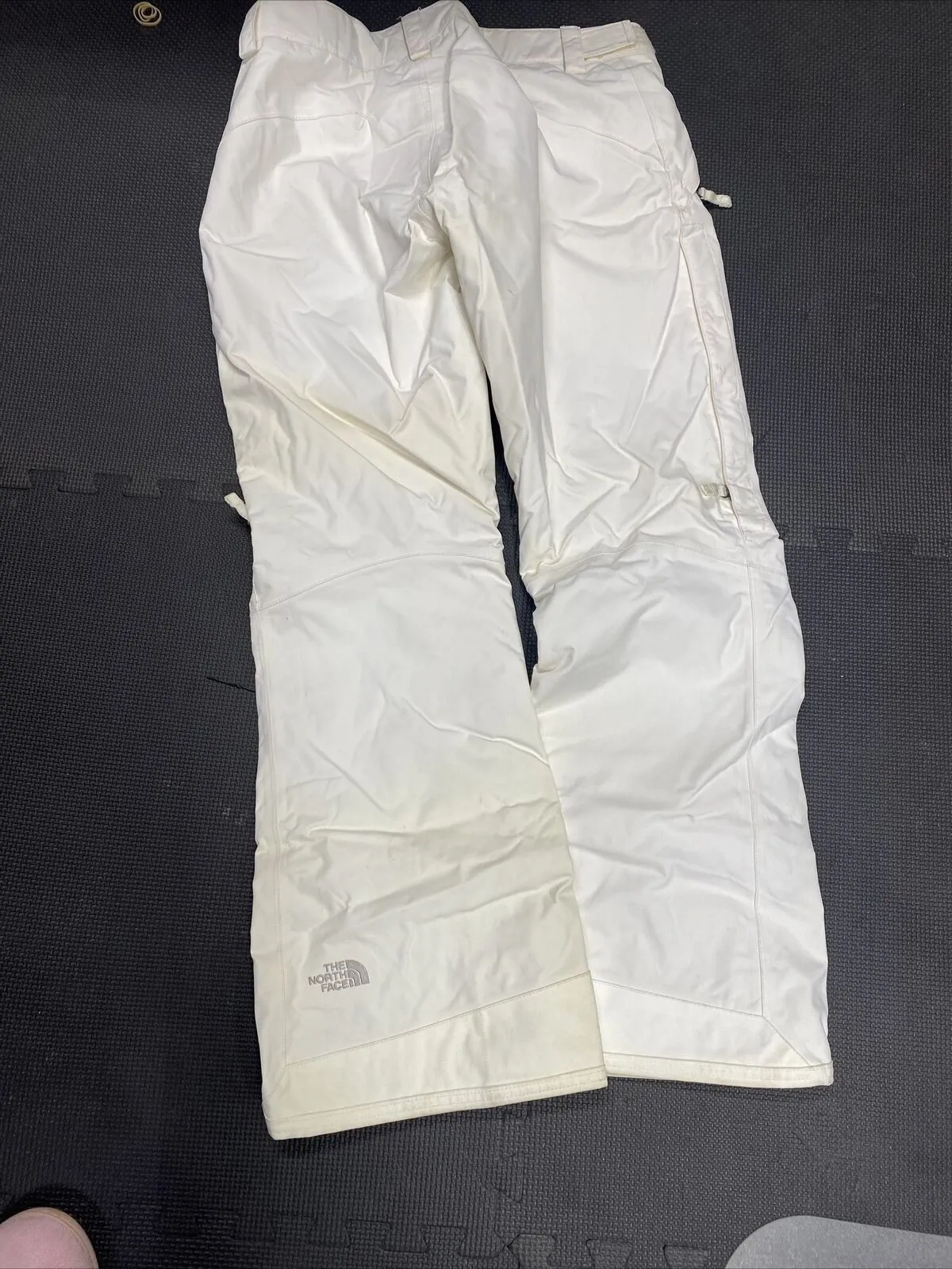 North Face Medium Women’s White Ski Pants Pockets Waterproof Snowboard Hyvent￼
