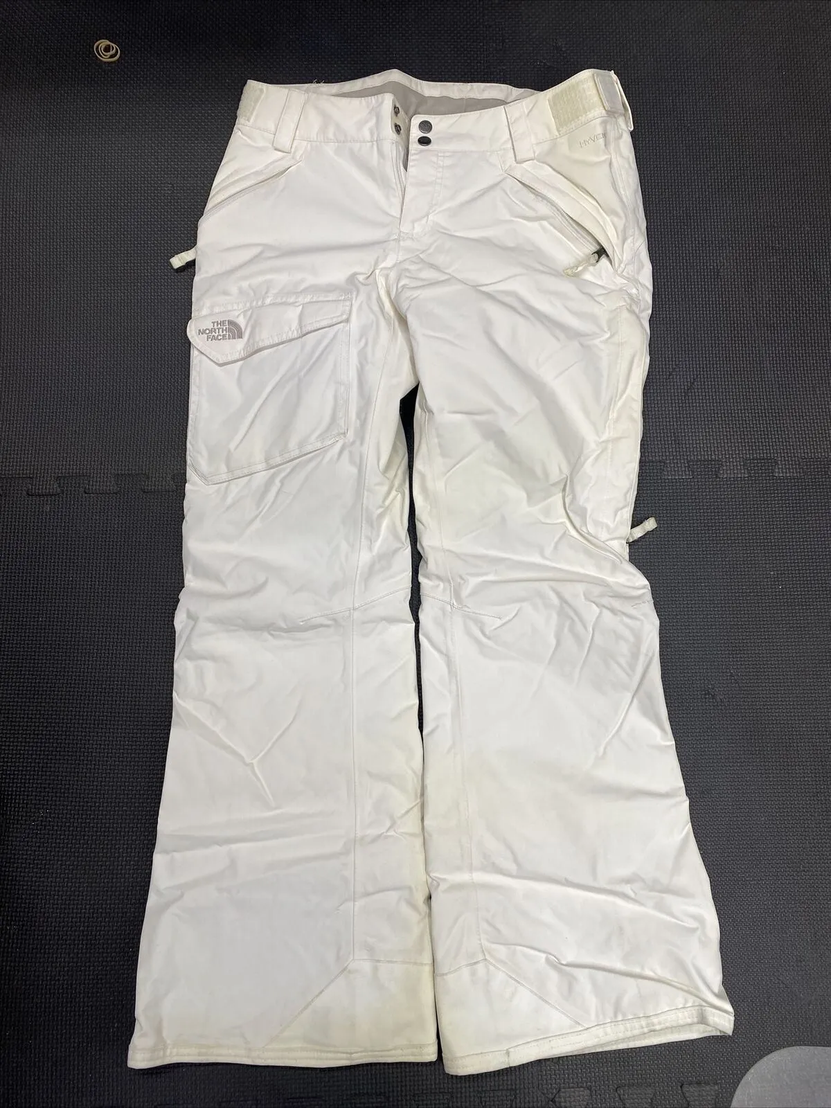 North Face Medium Women’s White Ski Pants Pockets Waterproof Snowboard Hyvent￼