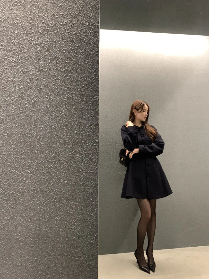 Retro round neck slim waist woolen coat