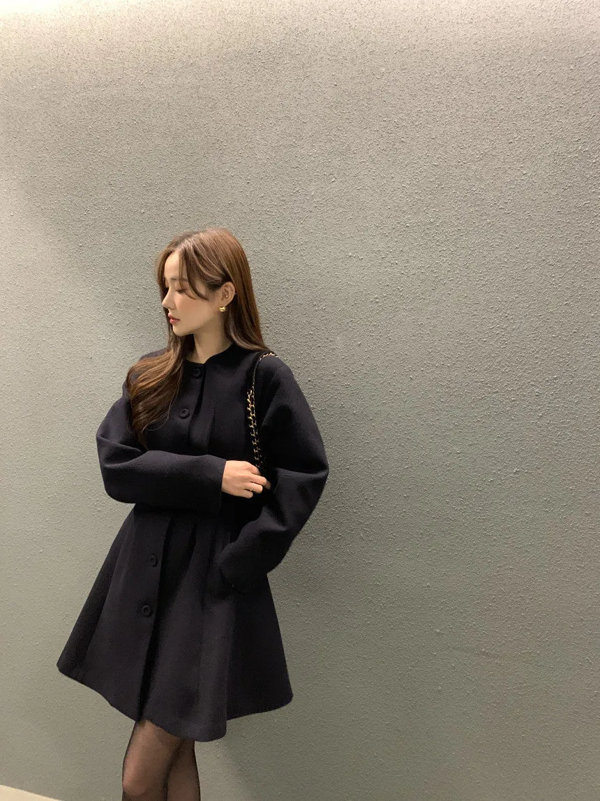 Retro round neck slim waist woolen coat