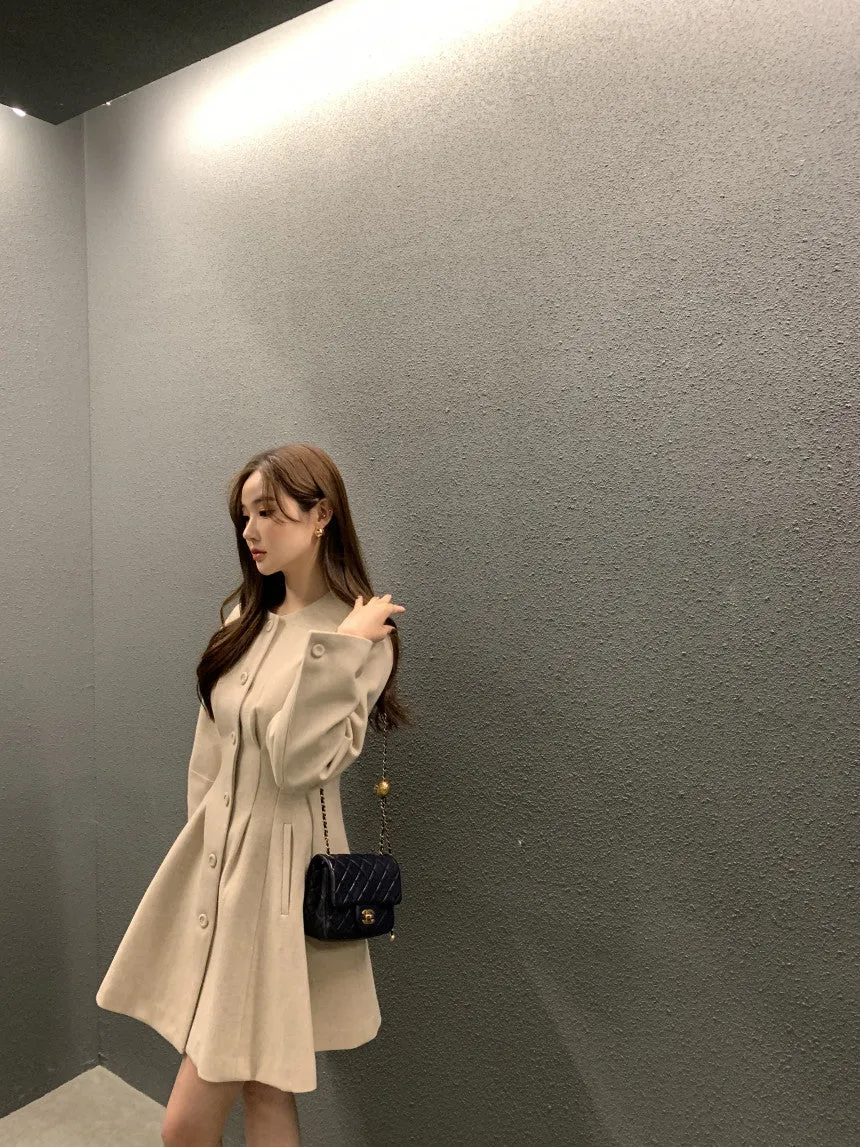 Retro round neck slim waist woolen coat