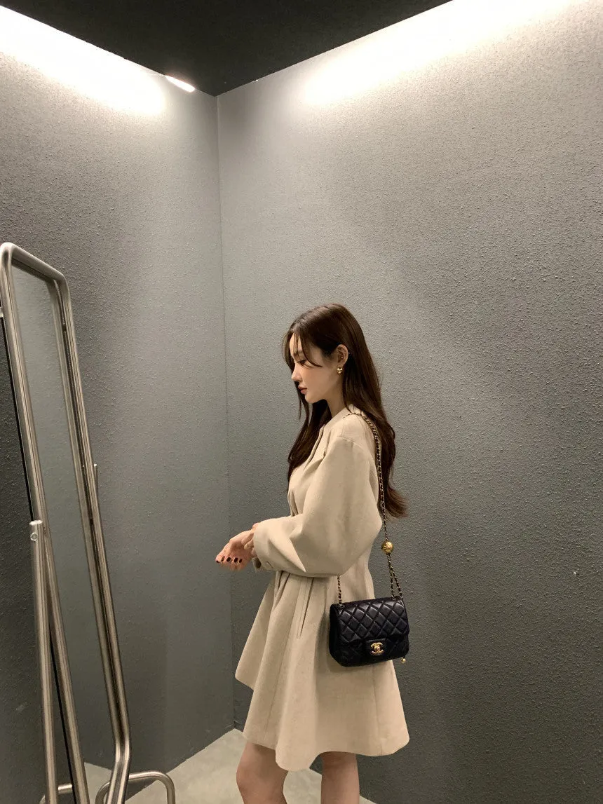 Retro round neck slim waist woolen coat
