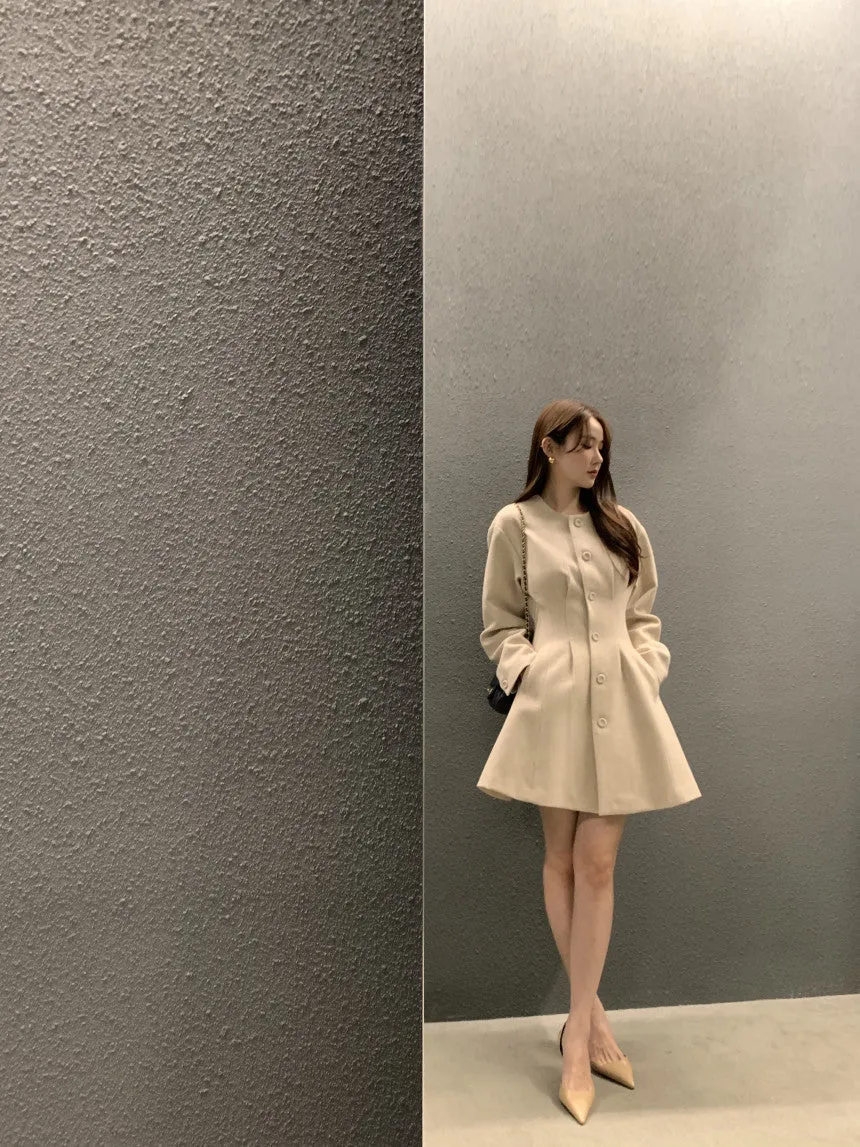 Retro round neck slim waist woolen coat