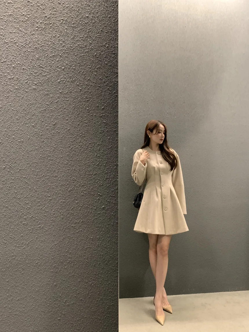 Retro round neck slim waist woolen coat
