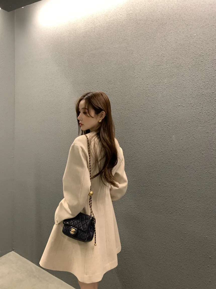 Retro round neck slim waist woolen coat