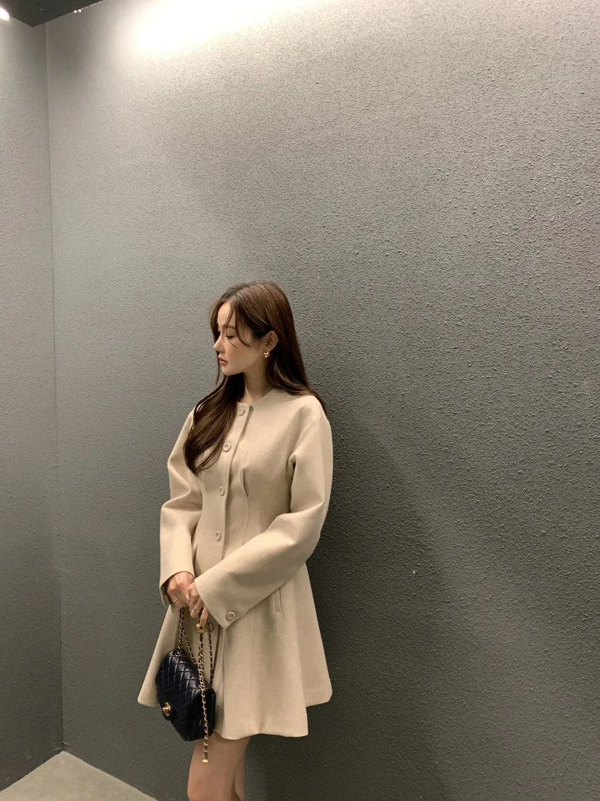 Retro round neck slim waist woolen coat