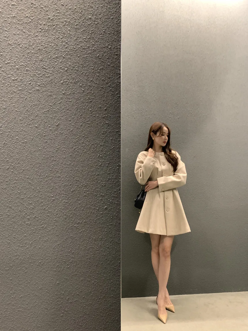 Retro round neck slim waist woolen coat