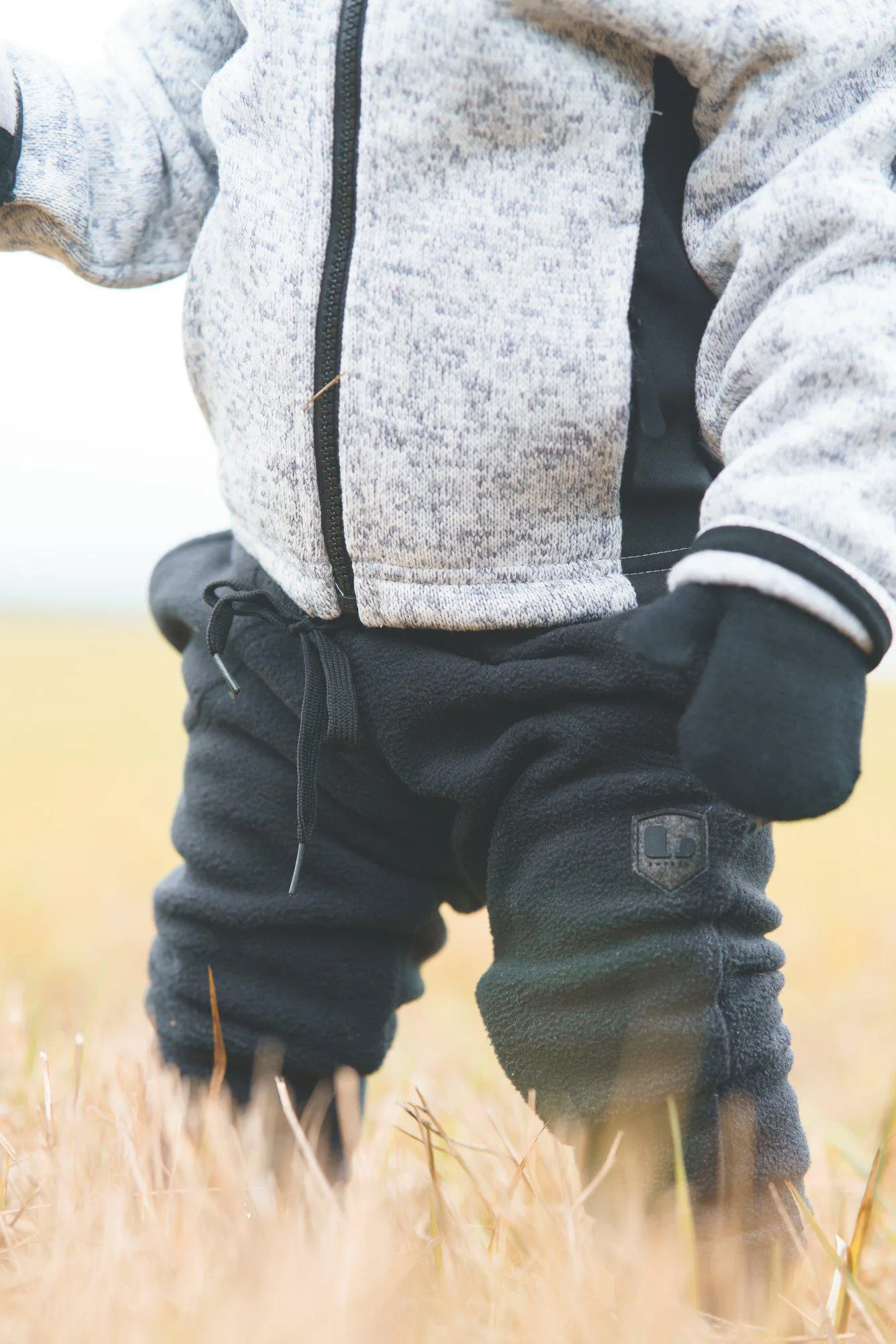 SÄVAR FLEECE PANTS - BLACK