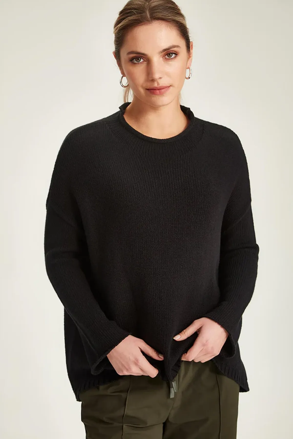 TEIGAN SWEATER