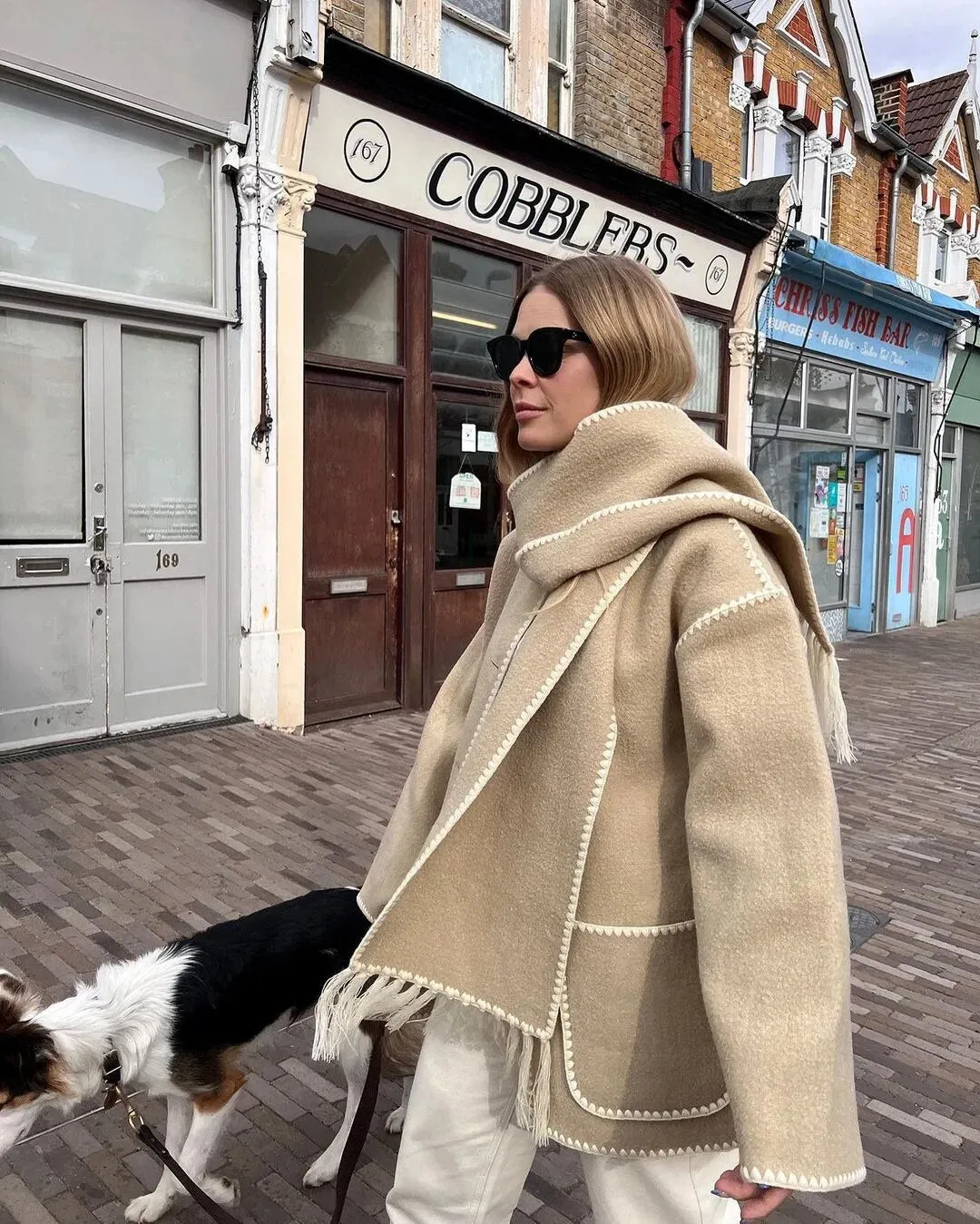 Women Woolen Coats with Tassel Scarf Autumn Winter Long Sleeve Single Breasted Warm Jackets Embroidery Pocket High Street Tops