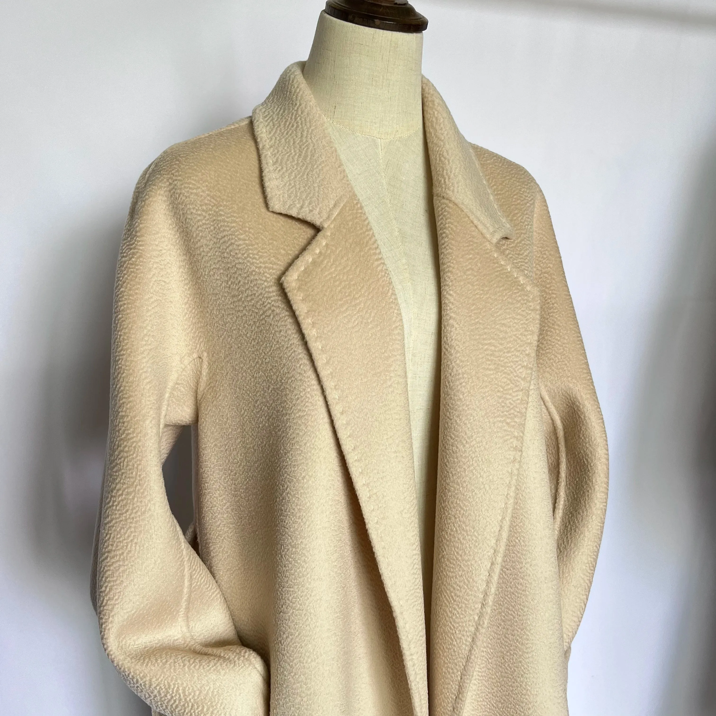Women’s Mid-Length Cashmere Coat – Black Wool, Lace-Up Detail, Red & Beige